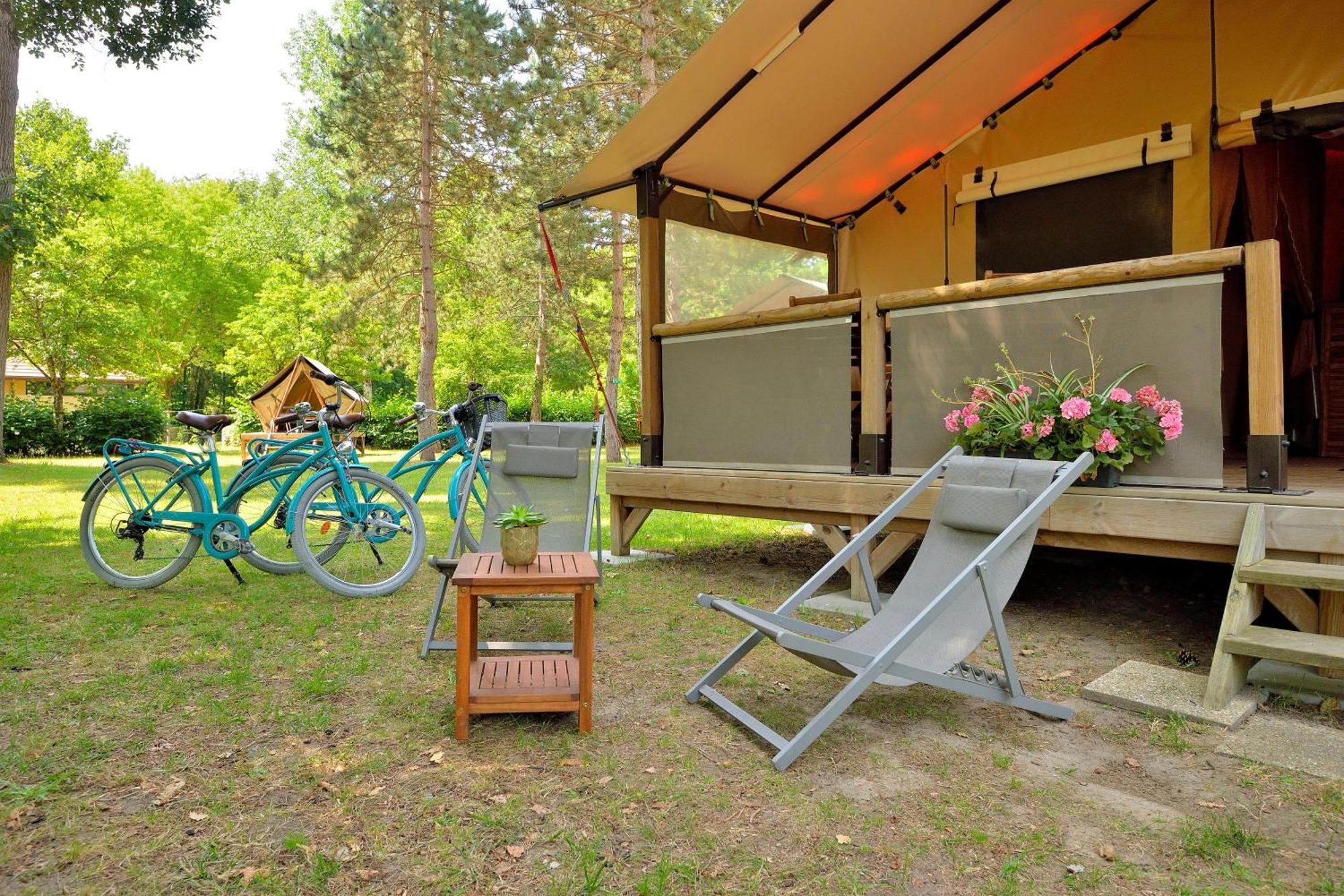 Camping Etang De La Vallee Combreux Rum bild